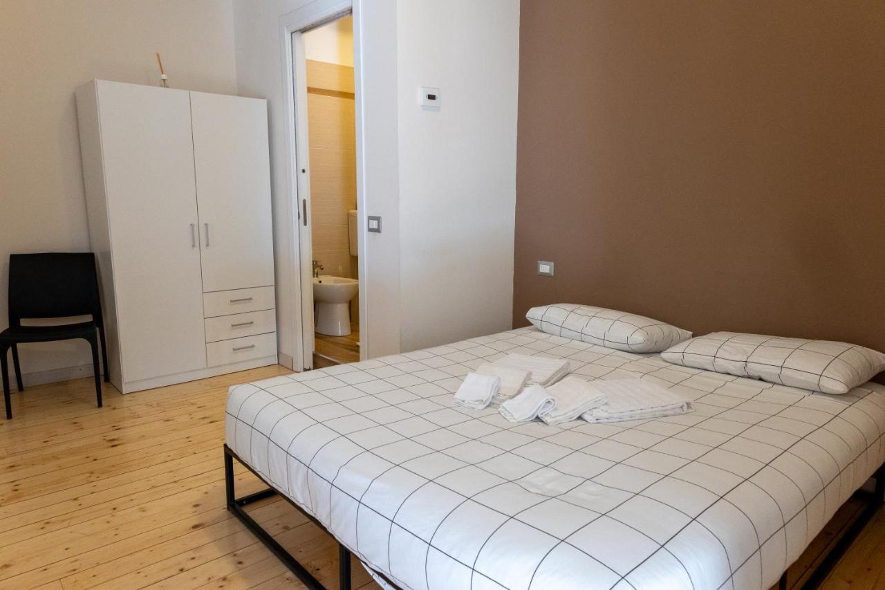 La Stazione Bed and Breakfast Trontano Eksteriør billede